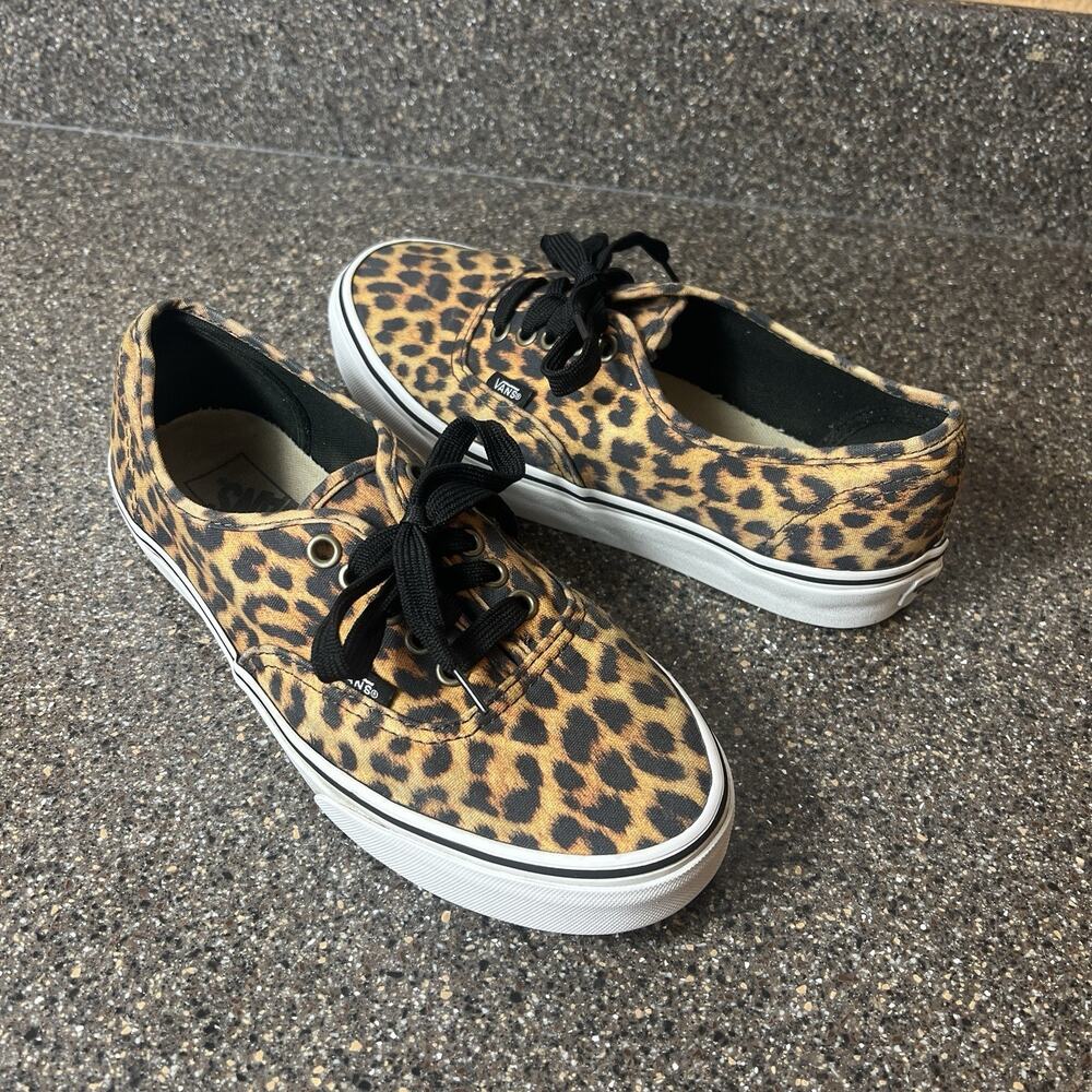 Vans Skater Shoes Canvas Cheetah Print Womens 8 Sneaker Lace Up Low Top Mens 6.5